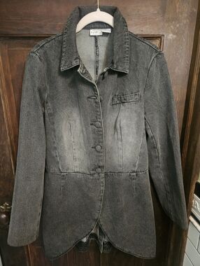 VTG.NEWPORT NEWS FITTED LONG EDWARDIAN JEAN JKT.IN STONEWASH GREY